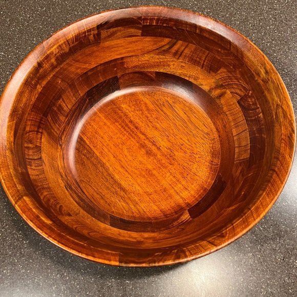Extra Large 14” Wood Salad Bowl - Picture 2 of 4